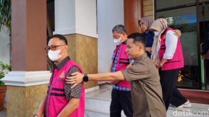 Kejari Jakpus menetapkan 5 tersangka kasus dugaan korupsi proyek Pusat Data Nasional Sementara (PDNS). (Taufiq/detikcom)
