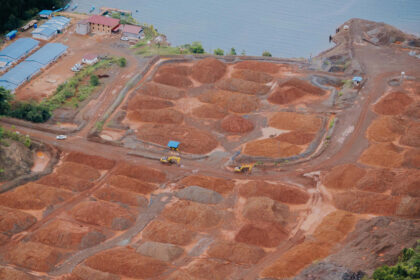 Penambangan nikel PT Kawei Sejahtera Mining di Pulau Kawe, Distrik Waigeo Barat, Raja Ampat, Papua Barat Daya, 4 Mei 2025. Greenpeace/Alif R Nouddy Korua