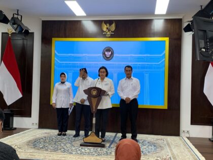 Bantuan Subsidi Upah Rp600.000 Cair ke Pekerja dan Guru Honorer Mulai Juni 2025, Ini Kriterianya (Foto: Okezone)
