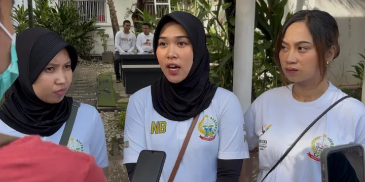 Sambil Menangis, Atlet Sulsel Kecewa Berat Bonus Medali PON Aceh-Sumut Lebih Kecil Tak Sesuai Dijanjikan (©merdeka.com)