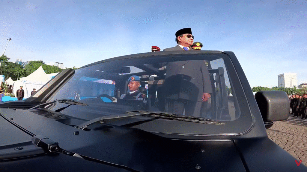 Presiden Prabowo: "Polisi Harus Jadi Pembela Rakyat Kecil!"