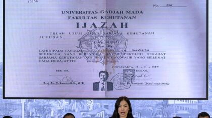 LSI Denny JA gelar survei soal ijazah palsu Jokowi. (ANTARA FOTO/FAUZAN)