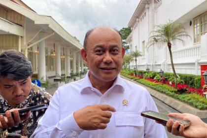 Kepala Badan Gizi Nasional (BGN) Dadan Hindayana di Kompleks Istana Kepresidenan, Jakarta Pusat, Rabu (22/1/2025).(KOMPAS.com/FIKA NURUL ULYA)