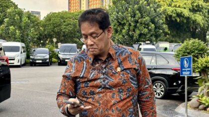 Menteri Keuangan (Menkeu) Purbaya Yudhi Sadewa di Istana Kepresidenan, Jakarta, Rabu (10/9/2025), untuk menghadap Presiden Prabowo Subianto. ANTARA/Genta Tenri Mawangi.