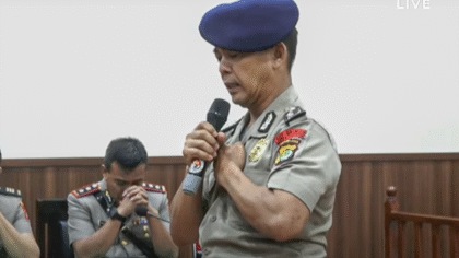 Proses sidang dan Pembacaan Putusan Bripka Rormat atas Meninggalnya Affan Kurniawan yang merupakan Driver Ojek Online. Photo Tangkapan layar streaming KompasTV