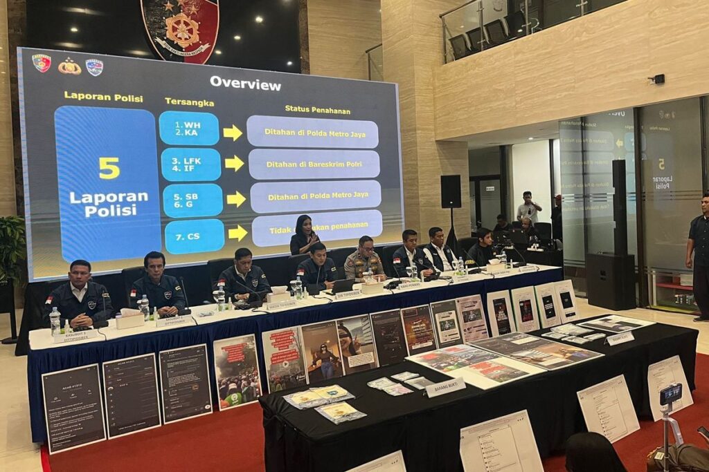 Konferensi pers Direktorat Tindak Pidana Siber Bareskrim Polri mengenai kasus provokasi di media sosial, Rabu (3/9/2025).(KOMPAS.com/Irfan Kamil)
