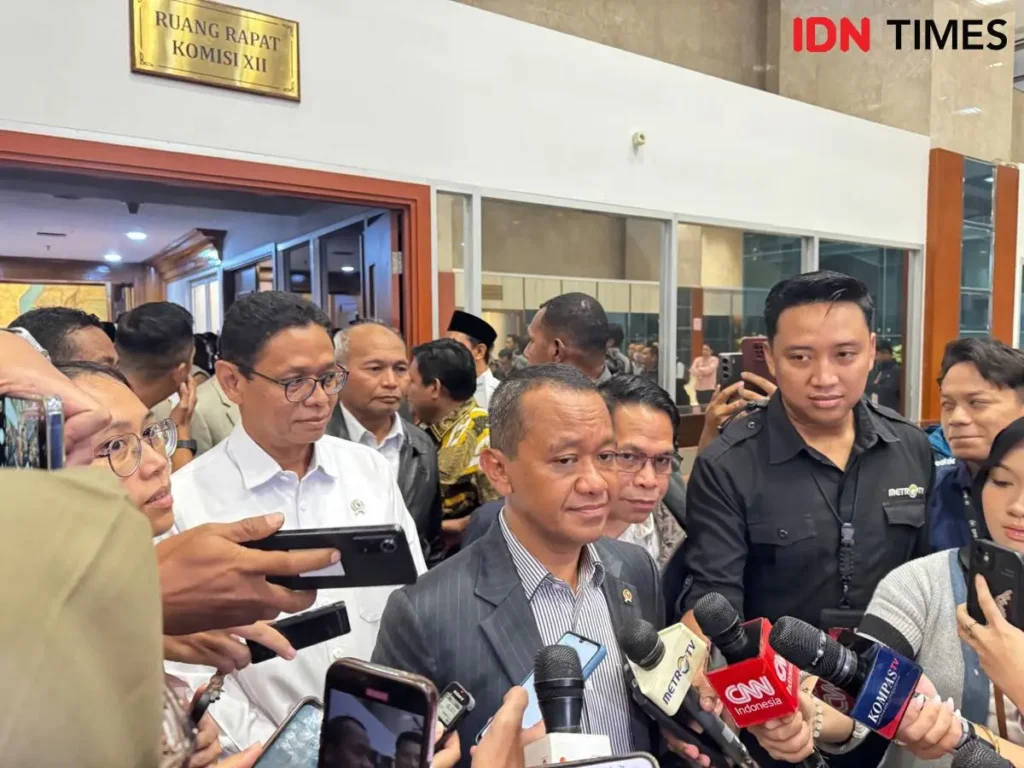 Menteri Energi dan Sumber Daya Mineral (ESDM), Bahlil Lahadalia. (IDN Times/Vadhia Lidyana)