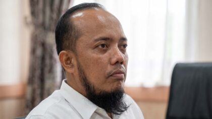 Ferry Yunanda saat memberikan keterangan sebagai saksi di Persidangan Dugaan Korupsi di Dinas PUPR PKPP Provinsi Riau.