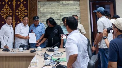 DPRD Dumai Desak PT SDS Hentikan Pembangunan Pagar Tanpa Izin. headlinesia.com
