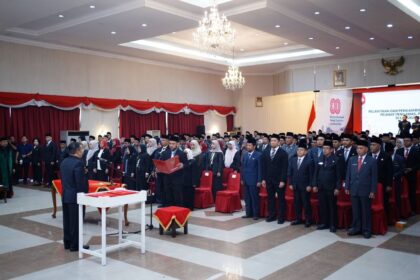 Pemprov Riau Lantik 238 dan Mutasi 307 ASN. Foto. Media Center Riau