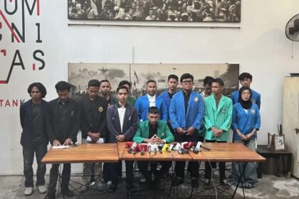 Konferensi pers pernyataan sikap BEM Bersatu di Jakarta, Selasa (16/6/2026). ANTARA/Fath Putra Mulya