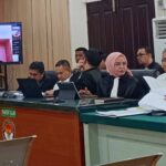 Suasana persidangan di Pengadilan Negeri Pekanbaru dengan terdakwa Gubernur Riau non Aktif Abdul Wahid