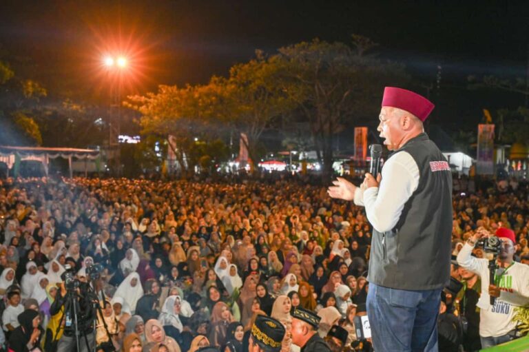 Abdul Wahid dalam Kampanye di Indragiri Hilir, Riau. Amriyadi/headlinesia.com