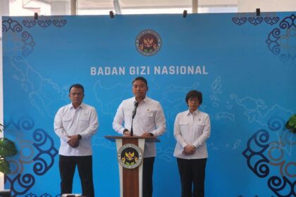 Kepala Badan Gizi Nasional (BGN) Sudaryono mengatakan bahwa BGN akan semakin tegas menindak kecurangan dan mengevaluasi kekurangan yang sebelumnya sudah terjadi dalam penyelenggaraan Makan Bergizi Gratis (MBG). Pernyataan disampaikan dalam konferensi pers di Jakarta, Senin (27/7/2026). - Bisnis/Mutiara Nabila.