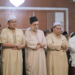 Sholat maghrib bersama di Ponpes Nurul Azhar